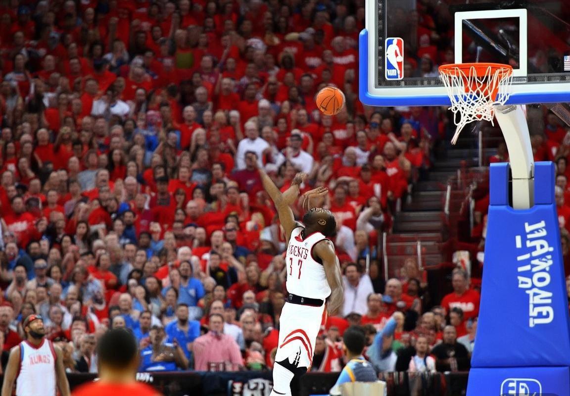 2019NBA季后赛：火箭对雷霆系列赛战术解析与回顾(图3)