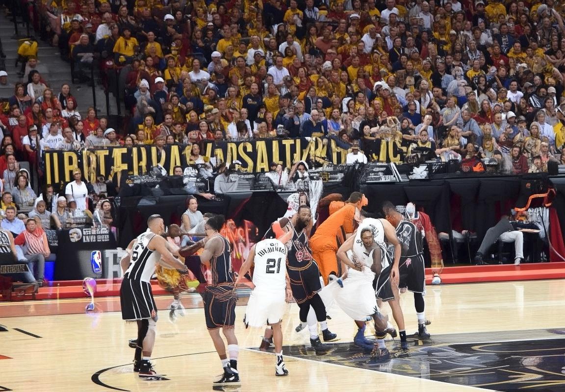 2017NBA总决赛：马刺骑士巅峰对决解析及影响回顾(图1)